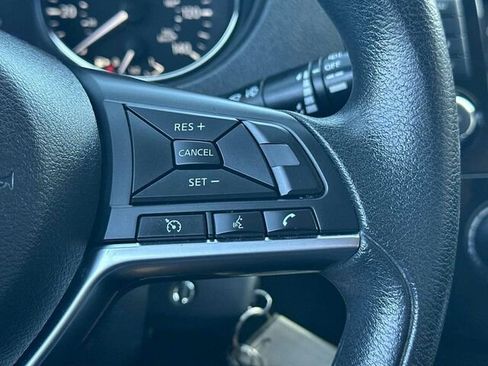 Used 2019 Nissan Rogue S FWD image 28