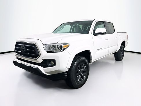Used 2023 Toyota Tacoma SR5 image 3