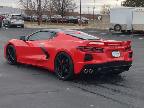 Used 2023 Chevrolet Corvette Stingray Preferred Cpe w/ Z51 Performance Package image 4