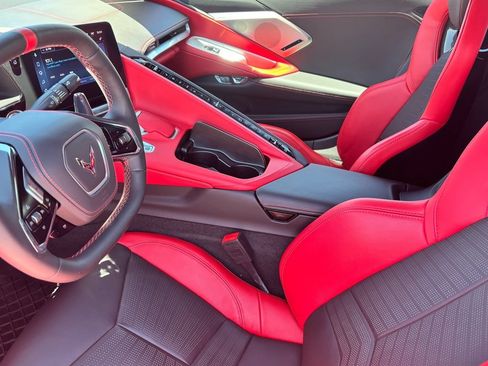 Used 2025 Chevrolet Corvette Stingray Premium Cpe w/ Z51 Performance Package RWD image 14