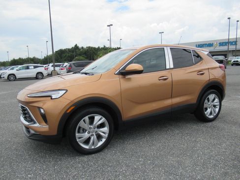 Used 2024 Buick Encore GX Preferred FWD image 4