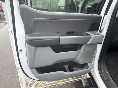 Used 2024 Ford F250 XLT w/ XLT Premium Package AWD/4WD image 19