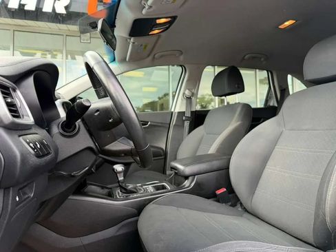 Used 2020 Kia Sorento LX w/ LX I4 Convenience Package AWD/4WD image 8