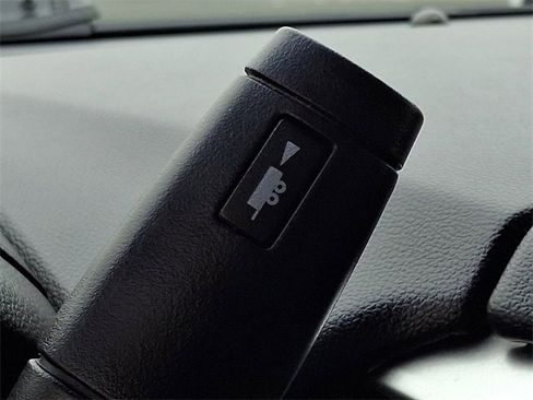 Used 2019 Chevrolet Tahoe LS w/ Enhanced Driver Alert Package image 25