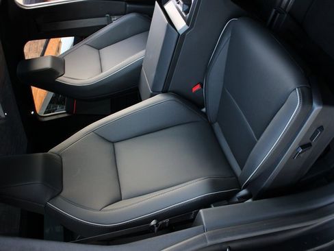 Used 2024 Tesla Cybertruck Cyberbeast image 12