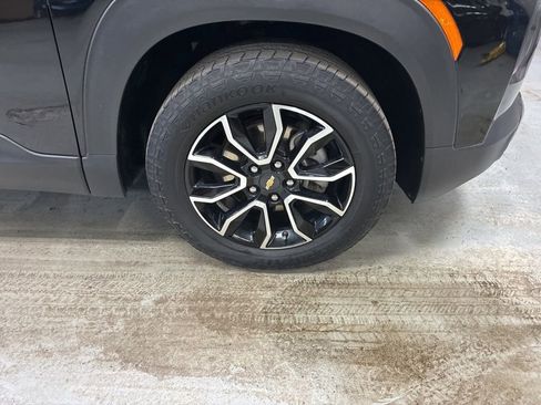 Used 2023 Chevrolet TrailBlazer ACTIV w/ Convenience Package image 4