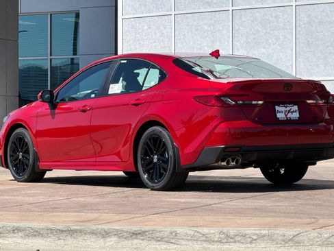 New 2026 Toyota Camry SE w/ Convenience Package FWD image 6