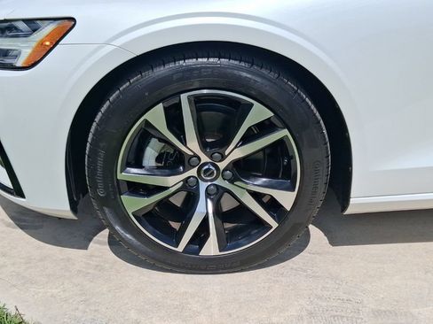 Used 2024 Volvo S60 B5 Core FWD image 3