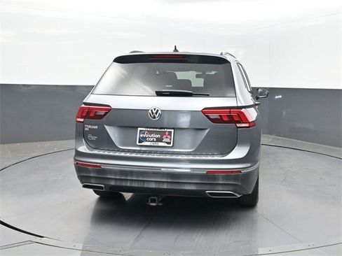 Used 2021 Volkswagen Tiguan SE image 26
