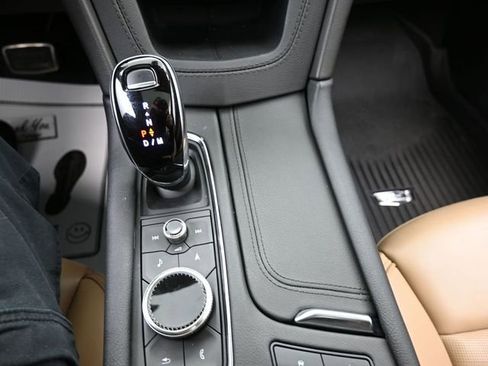 Used 2024 Cadillac XT6 Sport w/ LPO, Onyx Lite Package image 11