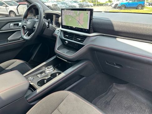 Certified 2025 Ford Explorer ST AWD/4WD image 12