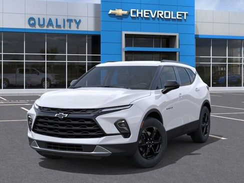 New 2026 Chevrolet Blazer LT image 6