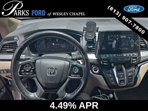 Used 2021 Honda Odyssey Touring image 5