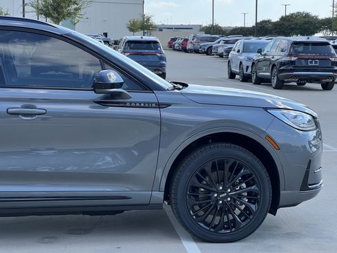 New 2025 Lincoln Corsair Grand Touring w/ Jet Appearance Package image 12