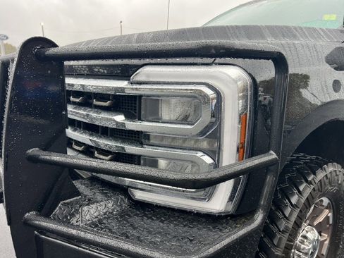 Used 2025 Ford F350 King Ranch image 11