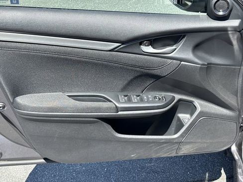 Used 2016 Honda Civic EX image 10