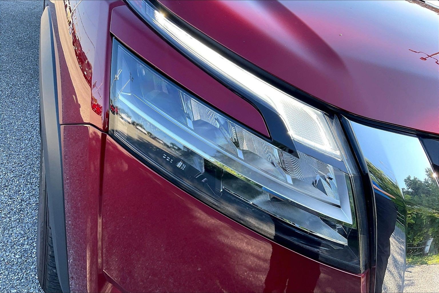 Used 2024 Nissan Pathfinder SL AWD/4WD image 29