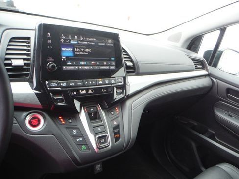 Used 2024 Honda Odyssey EX-L image 19