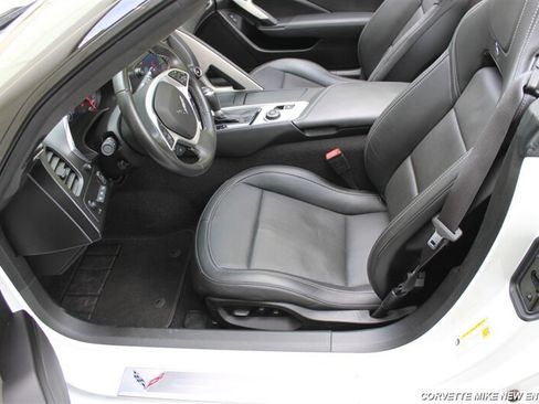 Used 2015 Chevrolet Corvette Stingray Convertible w/ 3LT Preferred Equipment Group RWD image 27
