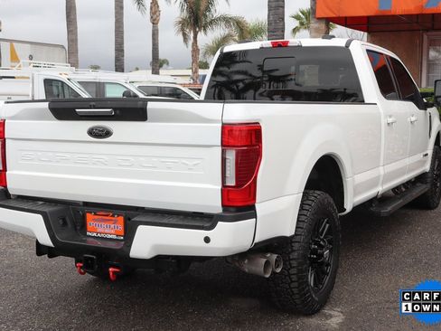 Used 2022 Ford F350 Lariat w/ Black Appearance Package image 10