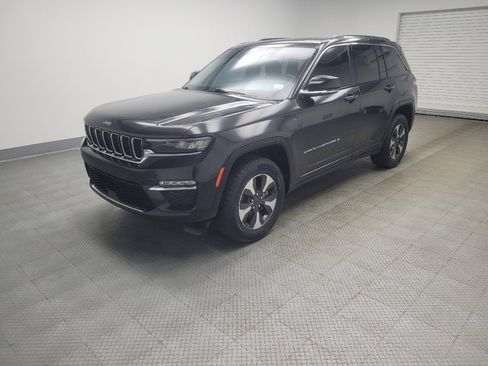 Used 2024 Jeep Grand Cherokee Limited 4xe AWD/4WD image 2