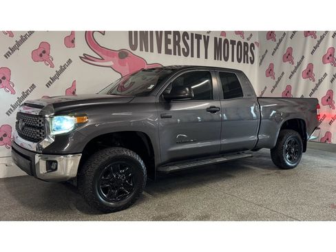 Used 2018 Toyota Tundra SR5 w/ SR5 Upgrade Package RWD image 7