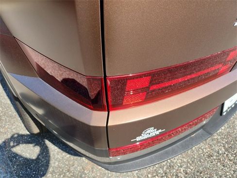 New 2025 Hyundai Santa Fe Limited image 7