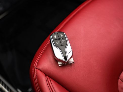 Used 2017 Maserati Levante w/ Luxury Package image 55