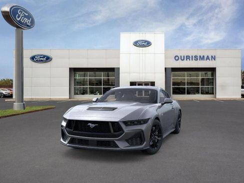 New 2026 Ford Mustang GT RWD image 3