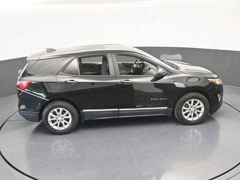 Used 2020 Chevrolet Equinox LS image 45
