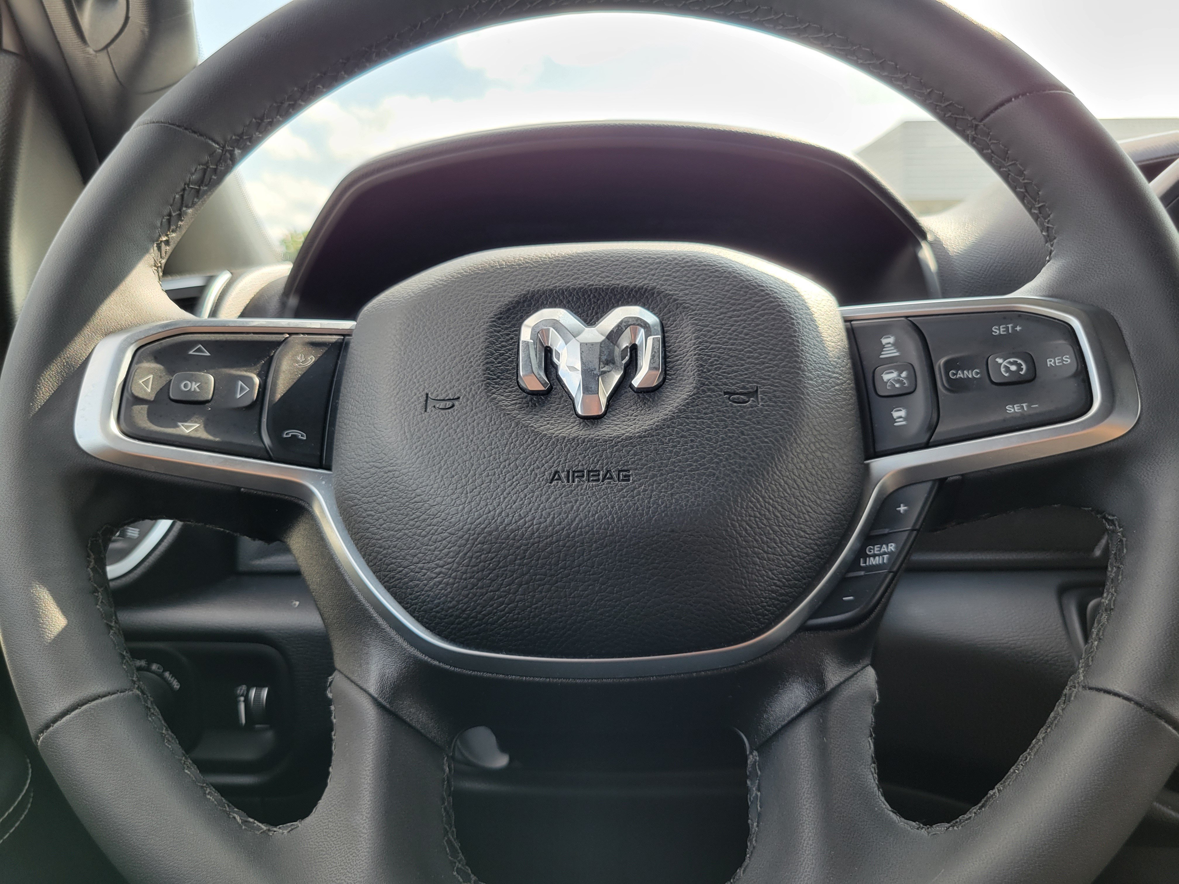 Used 2026 RAM 2500 Big Horn AWD/4WD image 8