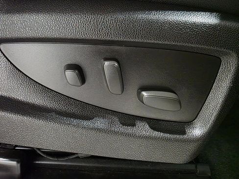 Used 2016 Chevrolet Tahoe LTZ image 25