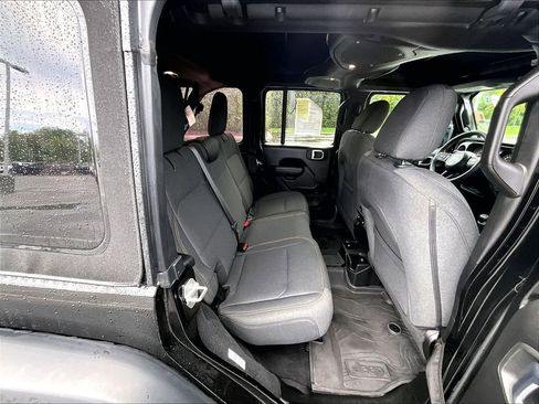 Used 2024 Jeep Wrangler Unlimited Sport AWD/4WD image 16