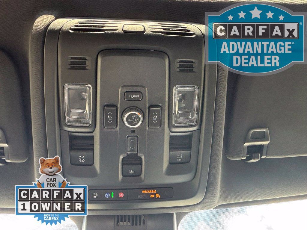Used 2025 Chevrolet Suburban High Country AWD/4WD image 14