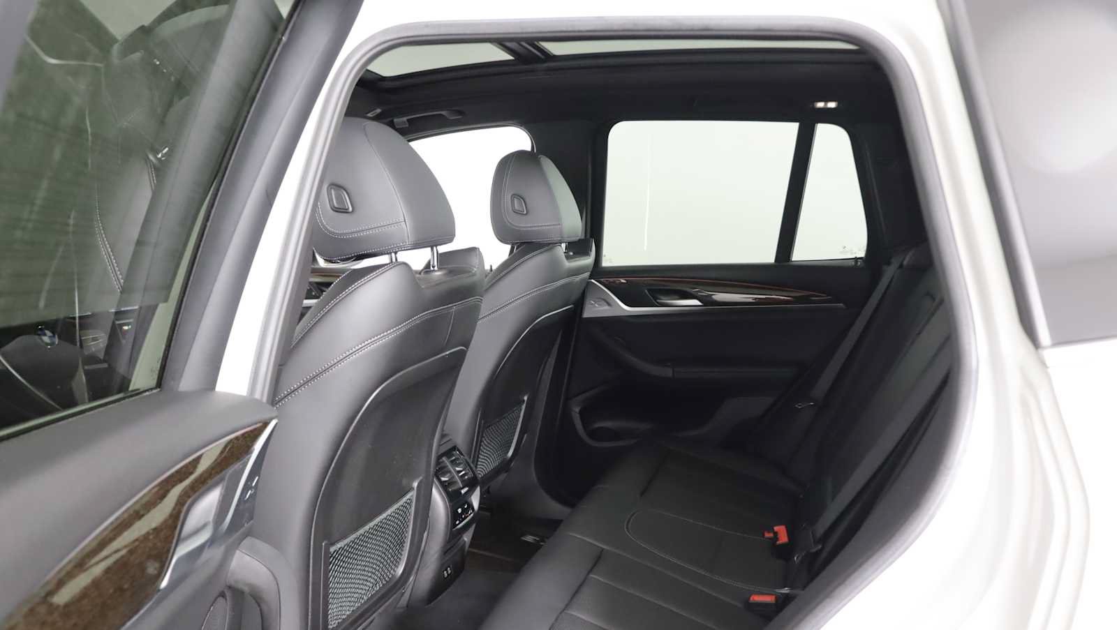 Used 2024 BMW X3 xDrive30i w/ Convenience Package AWD/4WD image 13