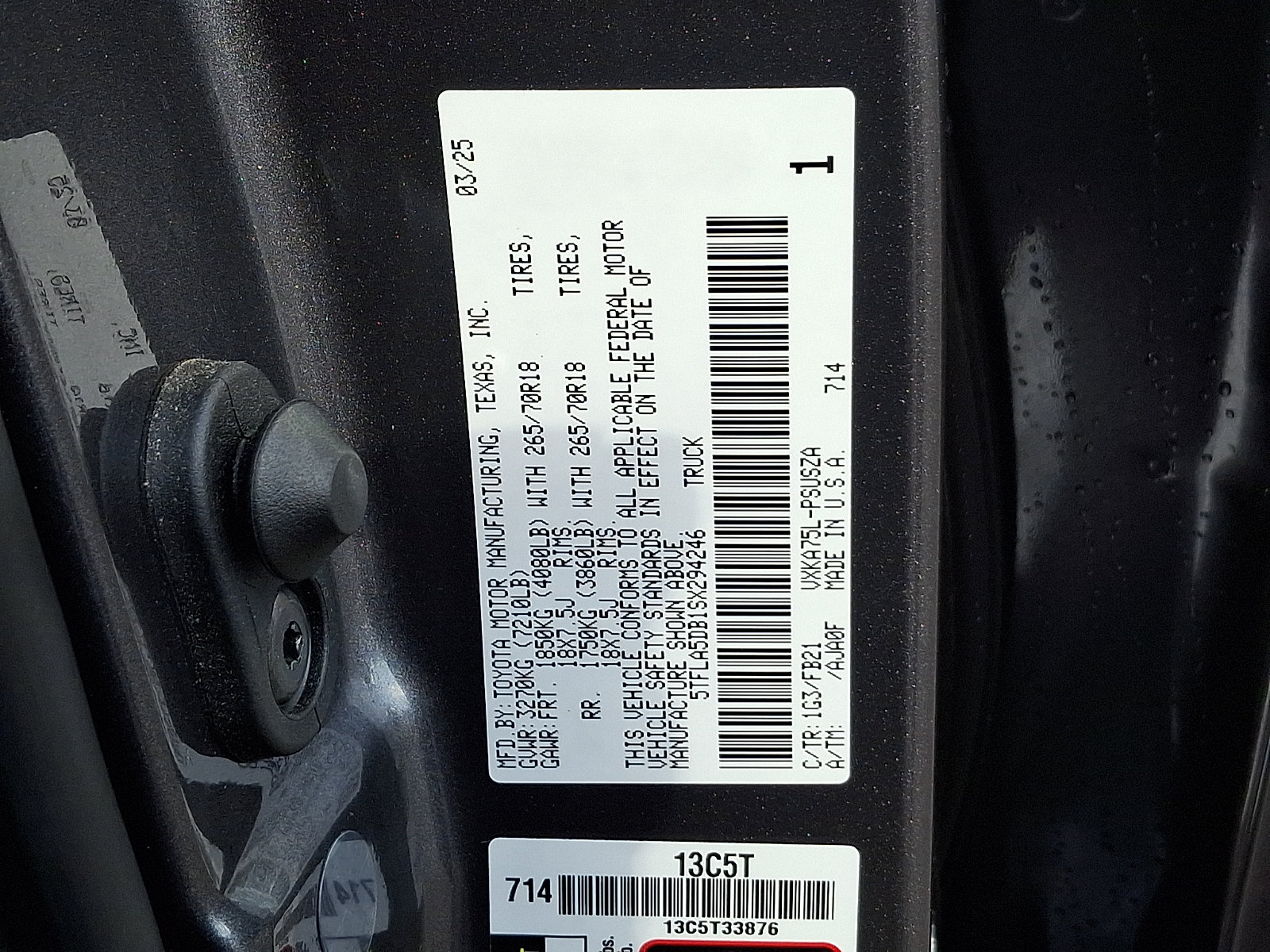 Used 2025 Toyota Tundra SR5 w/ SR5 Convenience Package AWD/4WD image 27