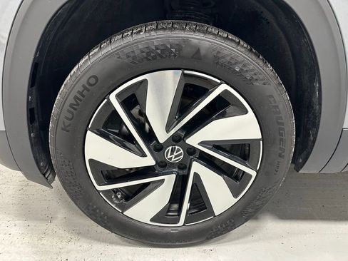 Used 2025 Volkswagen Atlas SE image 68