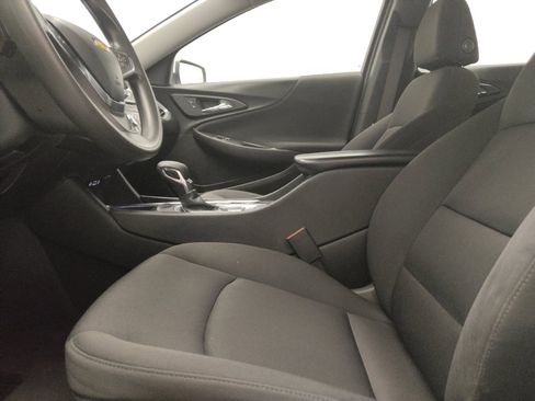 Used 2023 Chevrolet Malibu LT FWD image 17