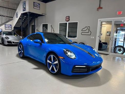 Used 2022 Porsche 911 Carrera RWD image 52