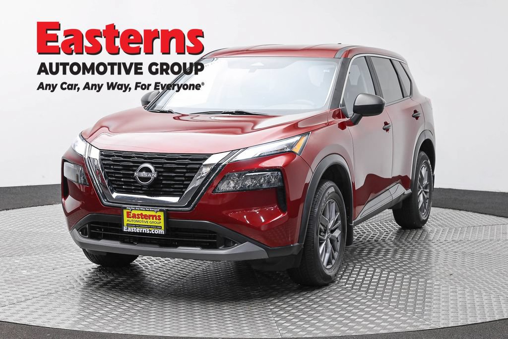 Used 2023 Nissan Rogue S AWD/4WD image 1