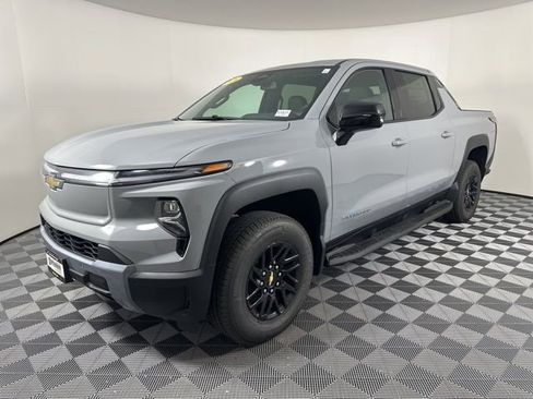 New 2026 Chevrolet Silverado EV LT image 6