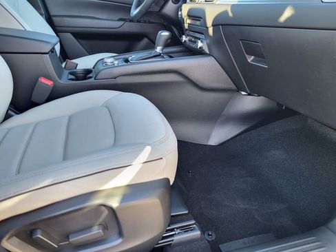 New 2025 MAZDA CX-5 AWD 2.5 S w/ Preferred Package image 17