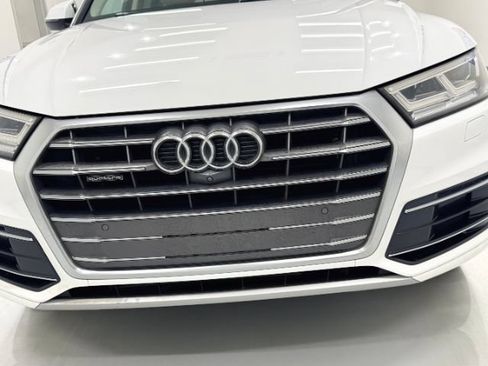 Used 2018 Audi Q5 Prestige AWD/4WD image 12