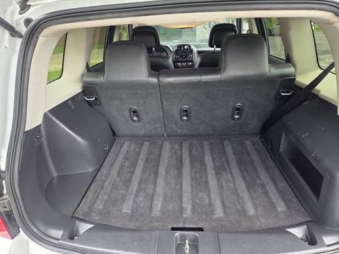 Used 2016 Jeep Patriot Sport w/ Power Value Group FWD image 15