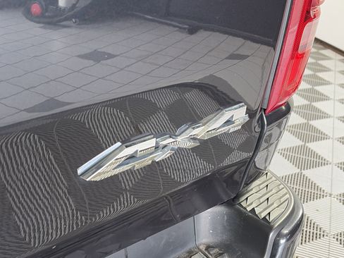 Used 2020 RAM 1500 Laramie w/ Sport Appearance Package AWD/4WD image 16
