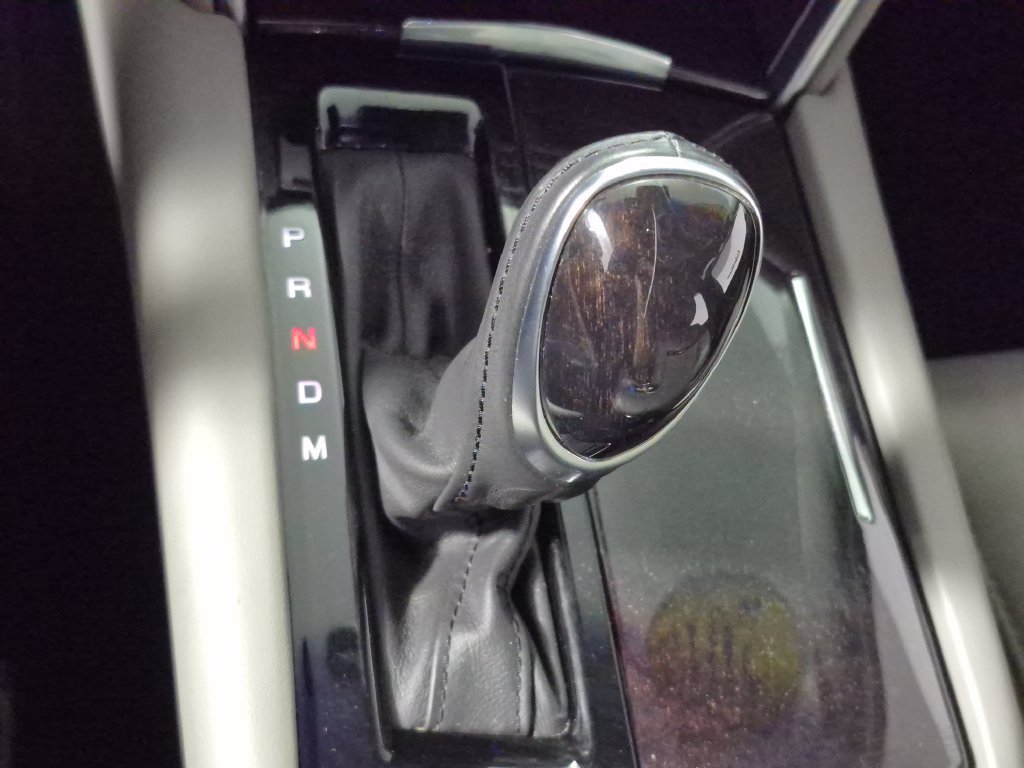 Used 2015 Cadillac XTS Premium FWD image 19