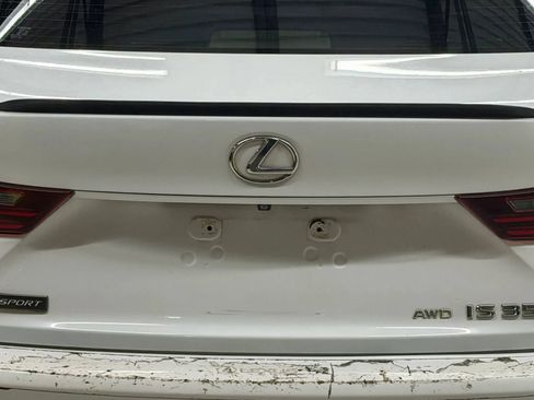 Used 2014 Lexus IS 350 AWD w/ F Sport Package image 11