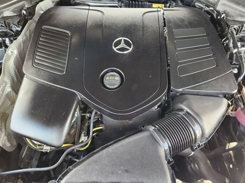 Used 2026 Mercedes-Benz GLC 300 4MATIC image 24