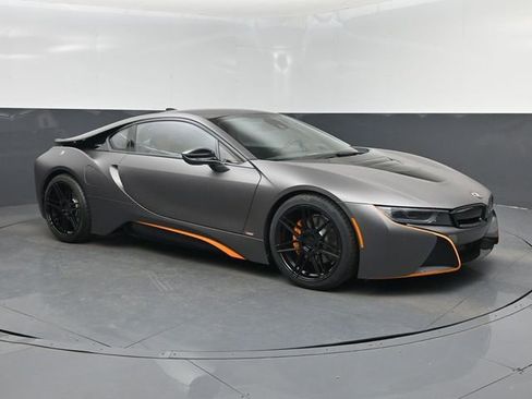 Used 2019 BMW i8 Coupe AWD/4WD image 1