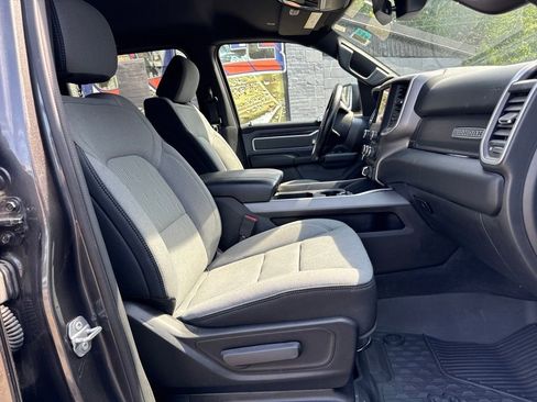 Used 2022 RAM 1500 Big Horn AWD/4WD image 10